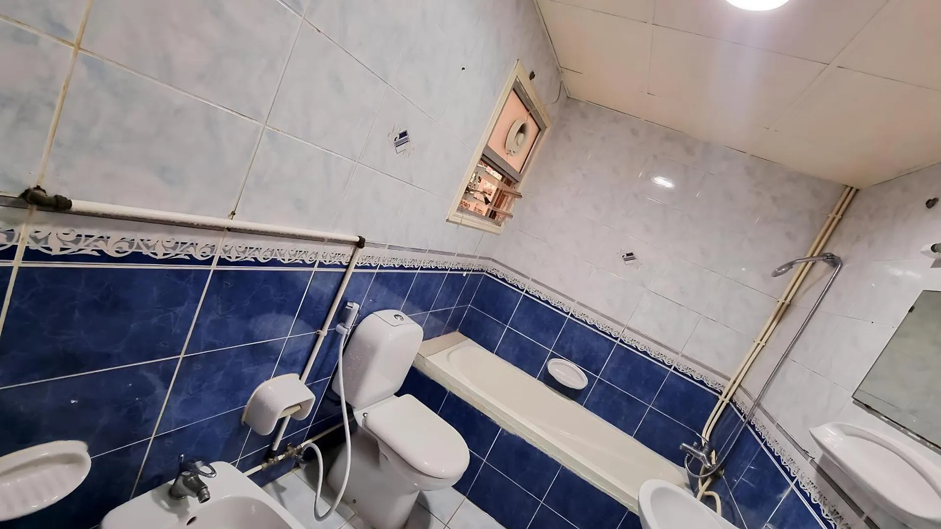 A Pousada Phenomenal Sea View Abu Dhabi Albergue