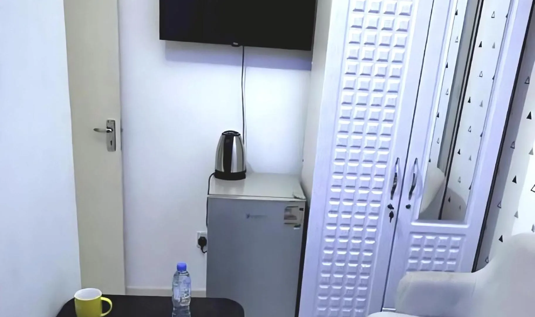 Albergue A Pousada Phenomenal Sea View Abu Dhabi Emirados Árabes Unidos
